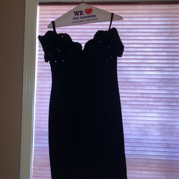 Karen Lucas for Niki Evening Dress - Picture 5 of 7